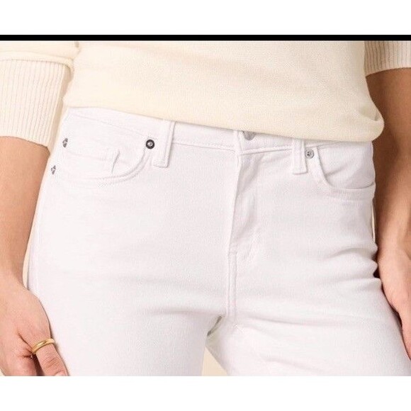 New Amazon Essentials Women's Mid-Rise Skinny Jean White Size 14. - Picture 1 of 5